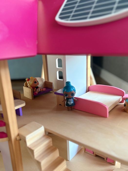 Іграшковий будиночок