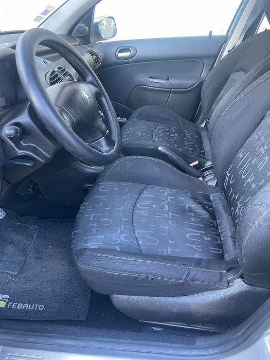 Peugeot 206 - Ano 2005 gasoleo