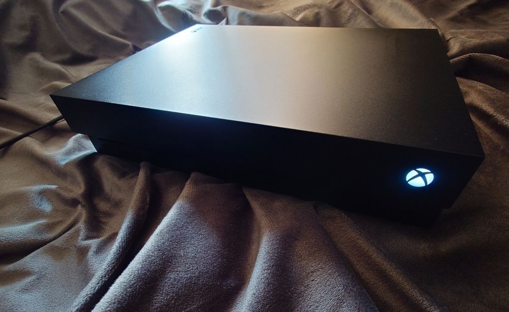 Konsola Xbox One X 1tb