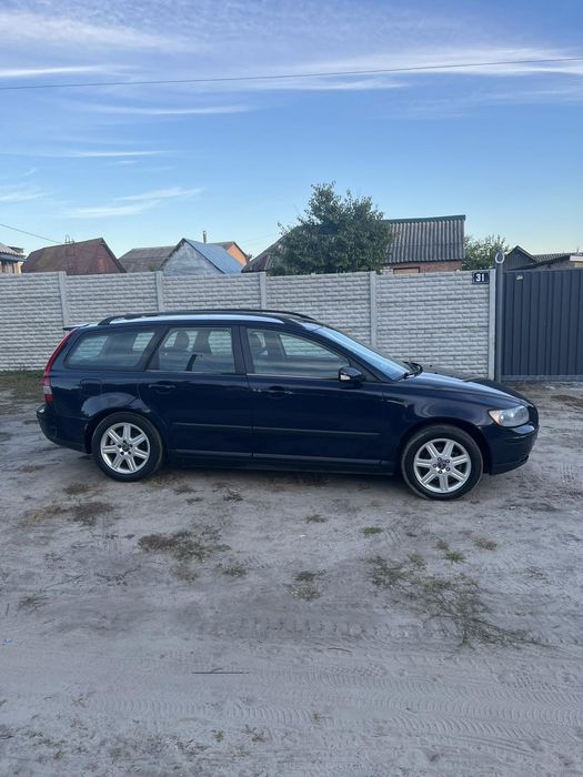 Продам  Volvo V 50    В Харькове !!!