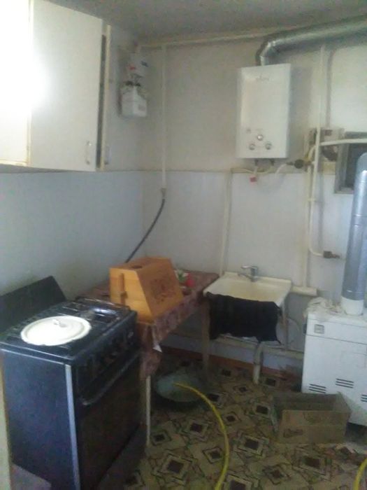 Обменяю дом на квартиру: 350 000 грн. - Продаж будинків Кам'янське на Olx