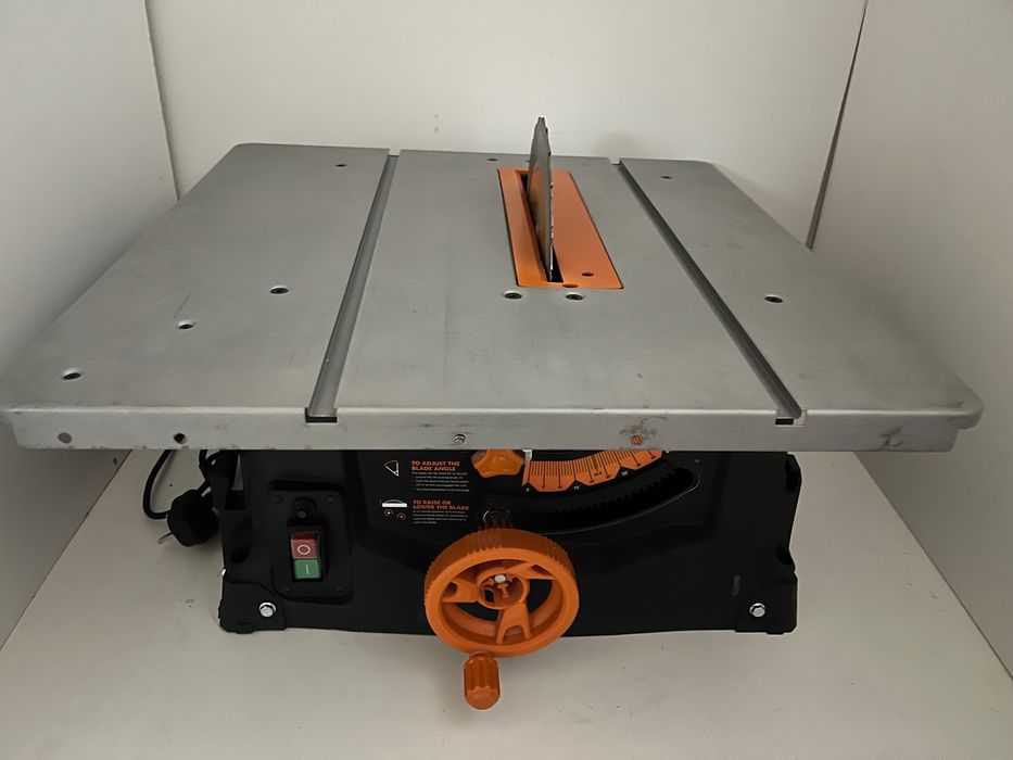 Piła Stołowa Krajzega EVOLUTION R255MTS 1500W