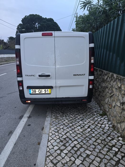 Renault trafic 1,5 em excelentes condições