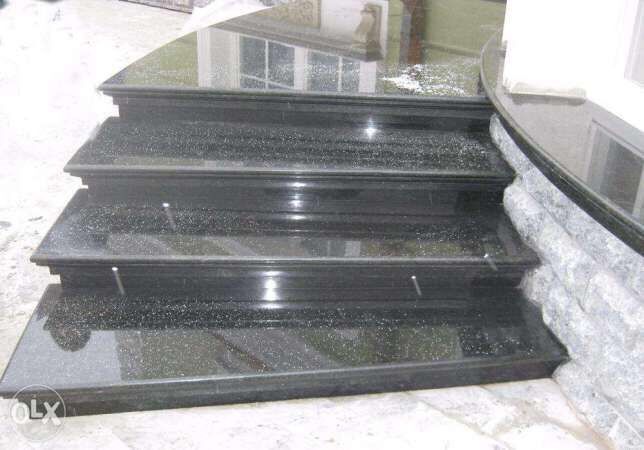 Гранітні сходи (сходи з каменю)