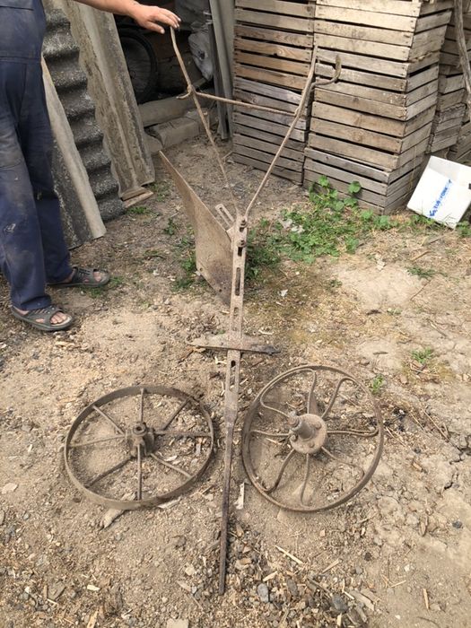 Конный плуг австрийский