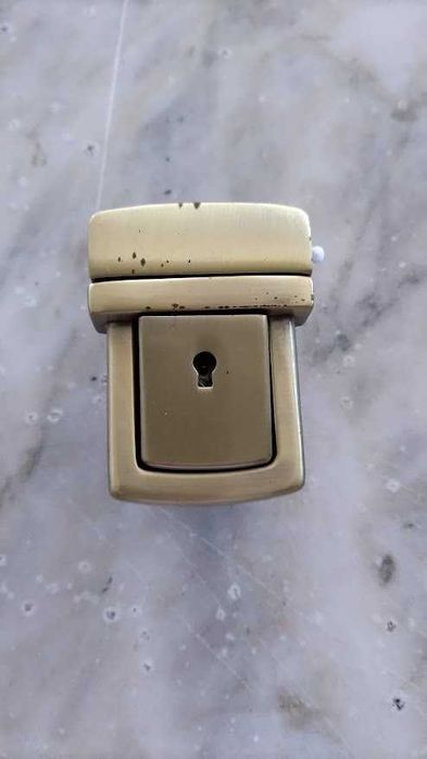 Fechadura para pasta