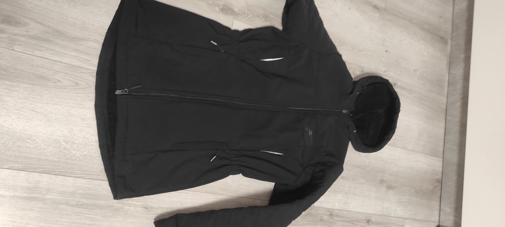 Парка жіноча New Balance