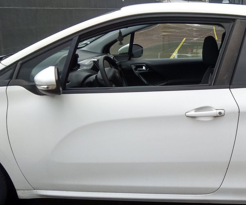 Porta Esquerda 9805822580 - PEUGEOT 208 I