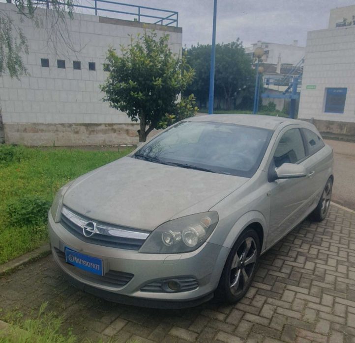 Opel Astra GTC 1.9 CDTI