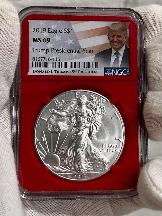 Долар 2019р. США. Крокуюча Свобода/American eagle/ Трамп. СРІБЛО. 1 OZ