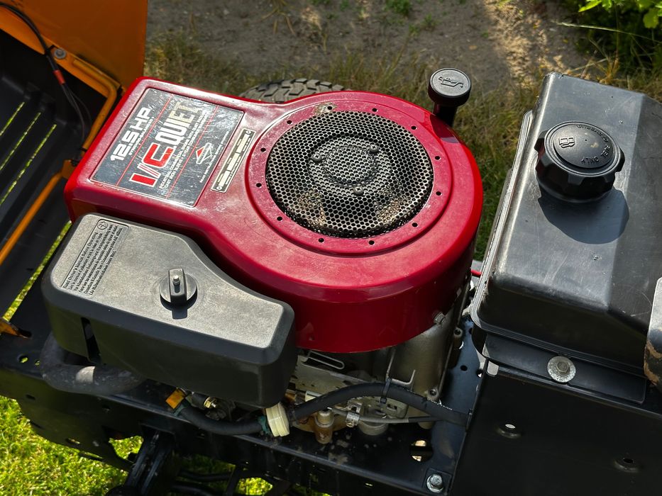 traktorek BERNARD LOISIRS 12542LT odpowiednik Husqvarna 12.5Hp