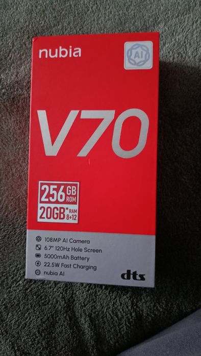 Продам ZTE NUBIA V70