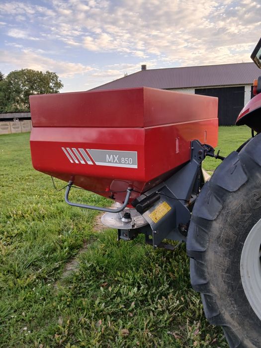 Rozsiewacz Unia Mx850