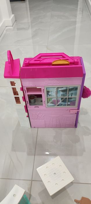 Domek dla lalek składany Barbie