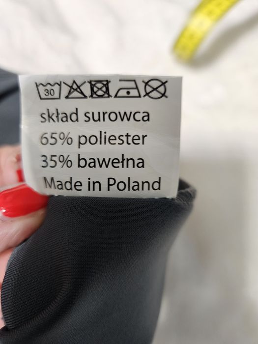 Sukienka szara, czerwona lub chabrowa