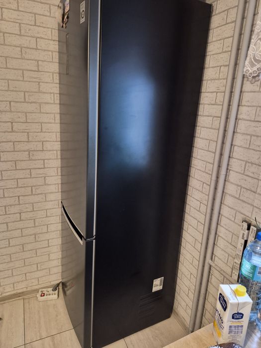 Lodówka LG stan  idealny