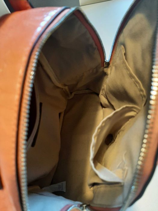 Mochila de Senhora cor rosa, em ótimo estado.