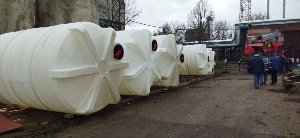 Від 8 000 грн! Пластикова ємність для води та КАС Пластиковая бочка