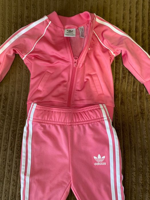 Продам детский костюм ADIDAS