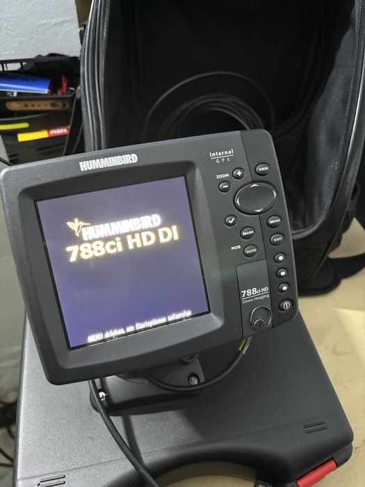 Продам ехолот Humminbird 788ci Review