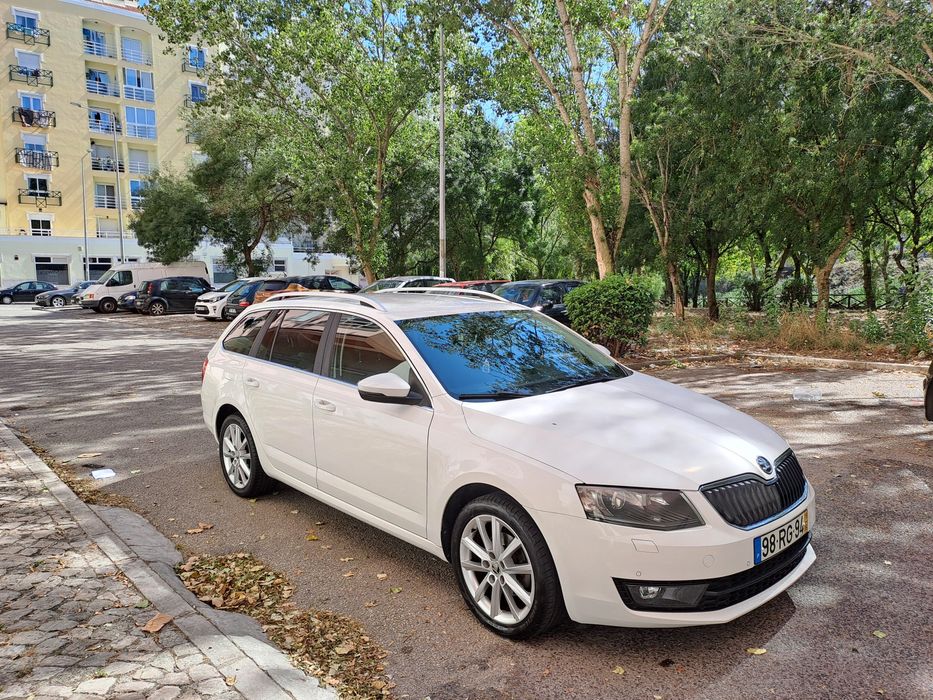 Vendo skoda octavia 1.6 Style DSG