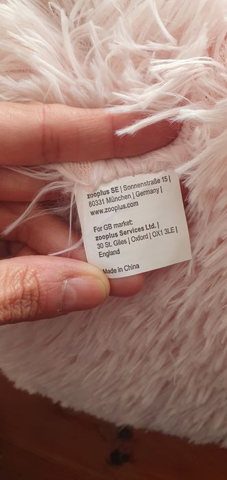 Cama peludo e fofa para gatos