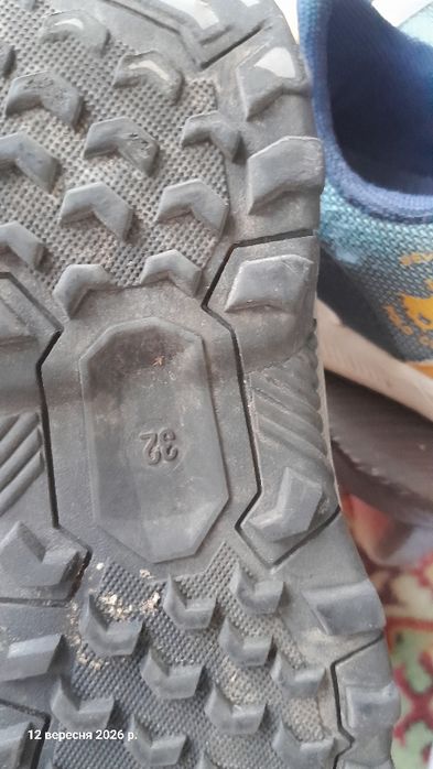 кросівки дитячі 32, 33
