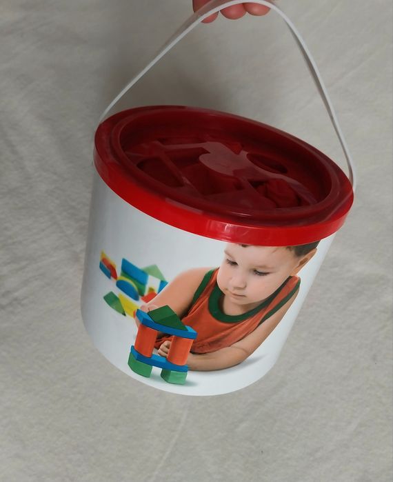 50szt drewnianych klocków w wiaderku z sorterem