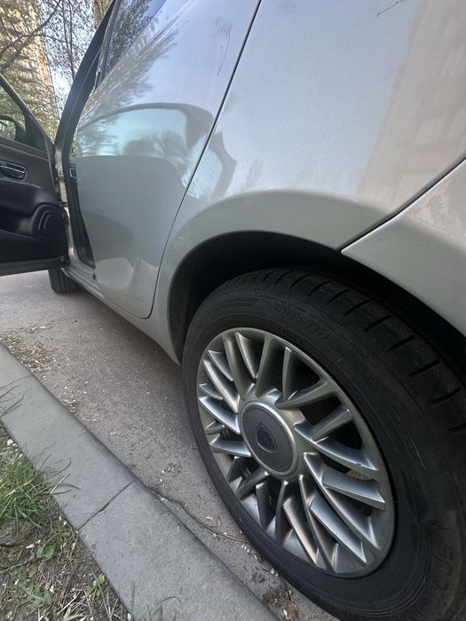 Продам автомобіль
