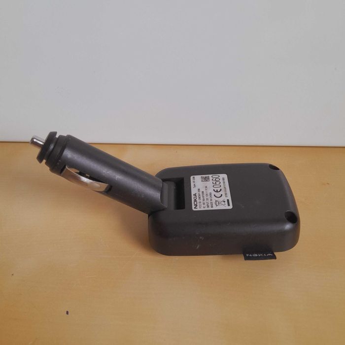 Zestaw głośnomówiący NOKIA HF-33W