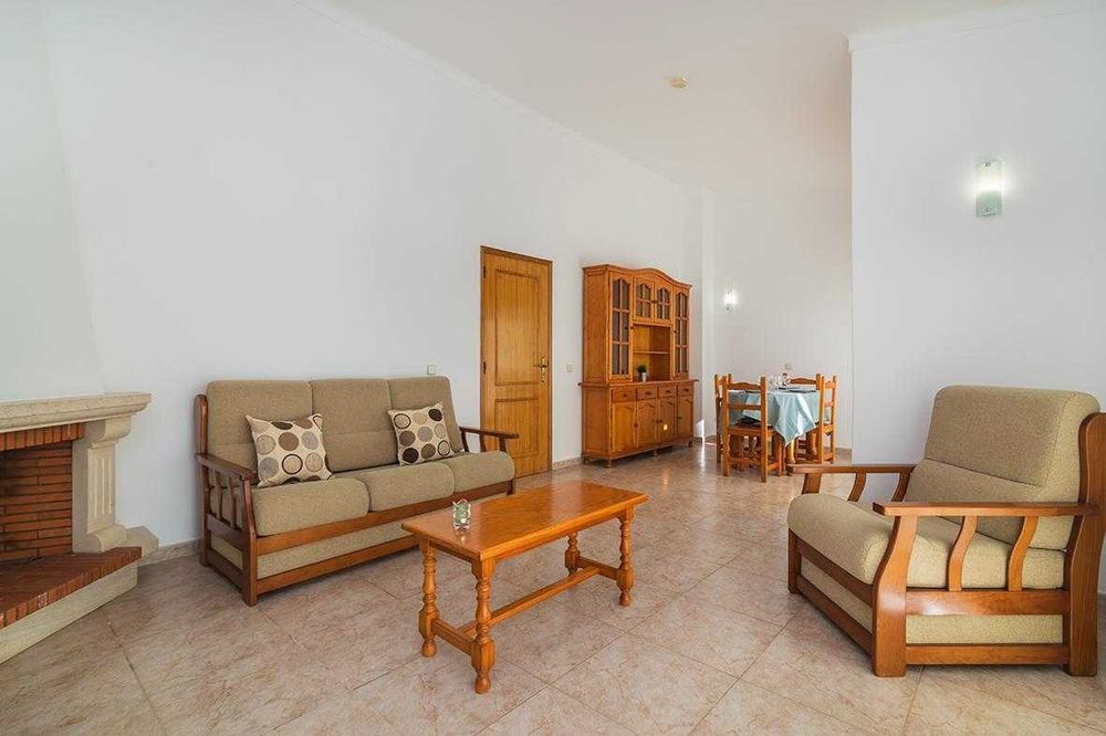 CASA ALVOR - T1, A Pé para a Praia e Centro + Estacionamento - TOTALMENTE DISPONÍVEL - DESCONTOS - ALV