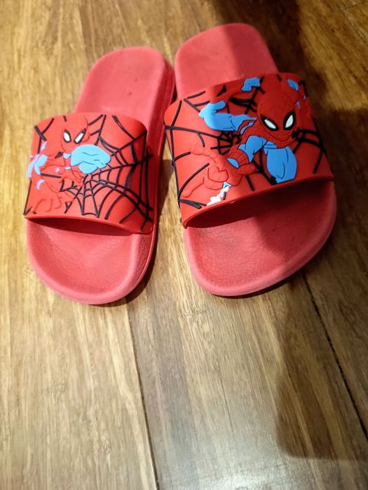 Klapki basenowe róż 29