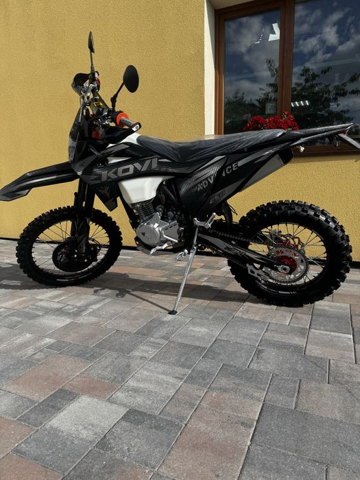 Мотоцикл - KOVI 250-ST ADVANCE 21"/18. Доставка.