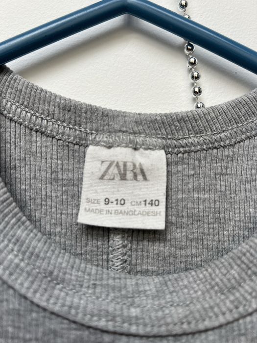 Top da Zara cinzento