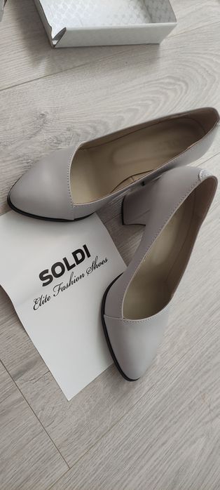 Шкіряні туфлі 37