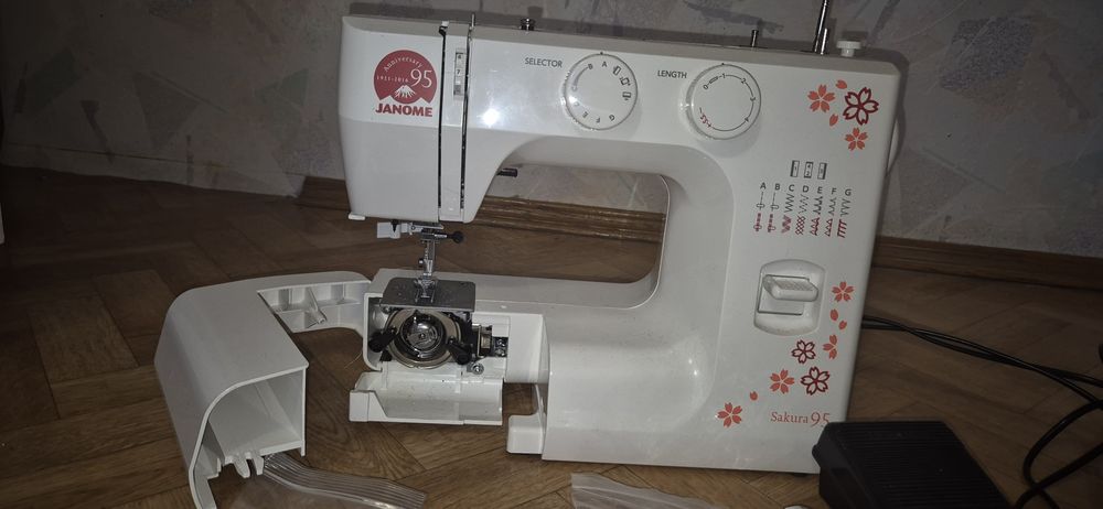 Janome Sakura 95.