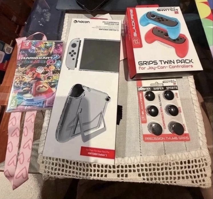 Nintendo Switch 2 Versão Bateria Removível + Mario Kart 8 Deluxe