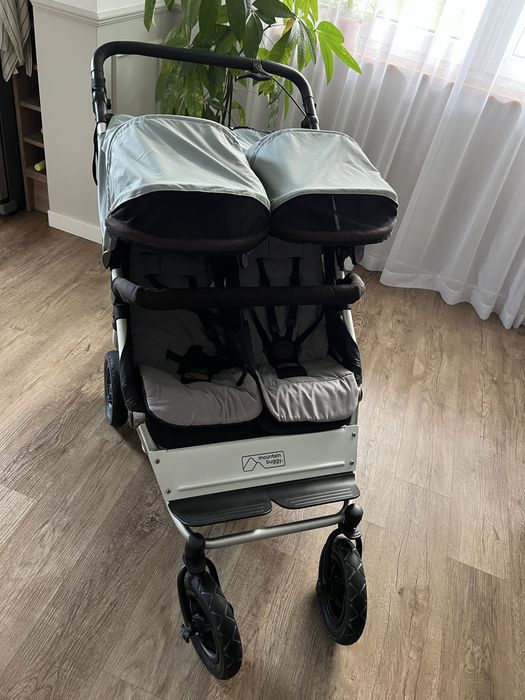 Mountain buggy Duet 3