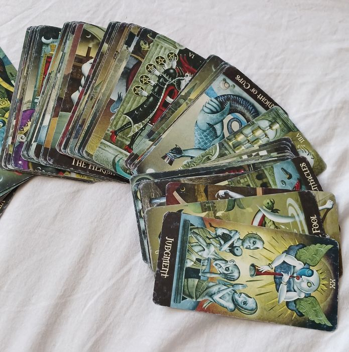 Deviant Moon Tarot, Таро Шаленого Місяця