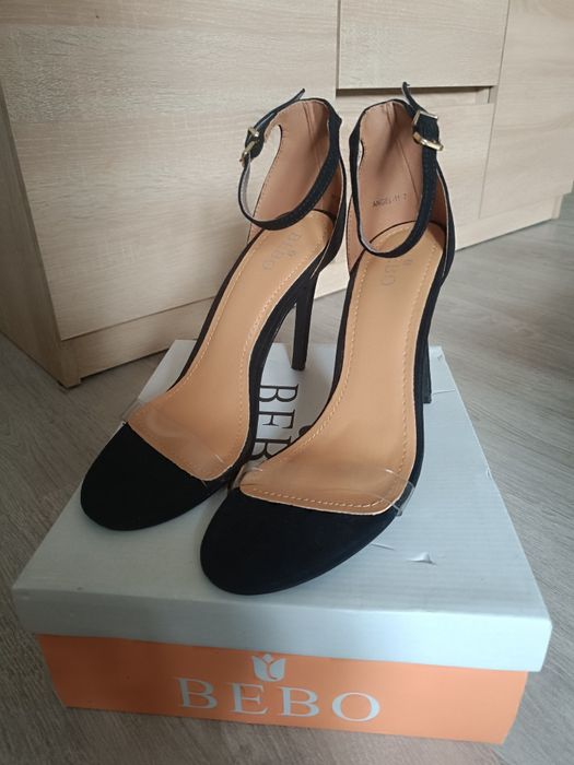 Nowe szpilki BEBO