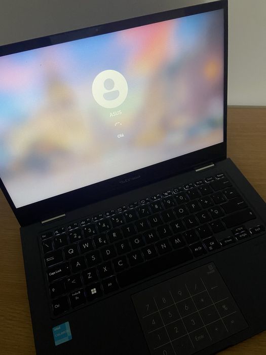 Computador touch asus