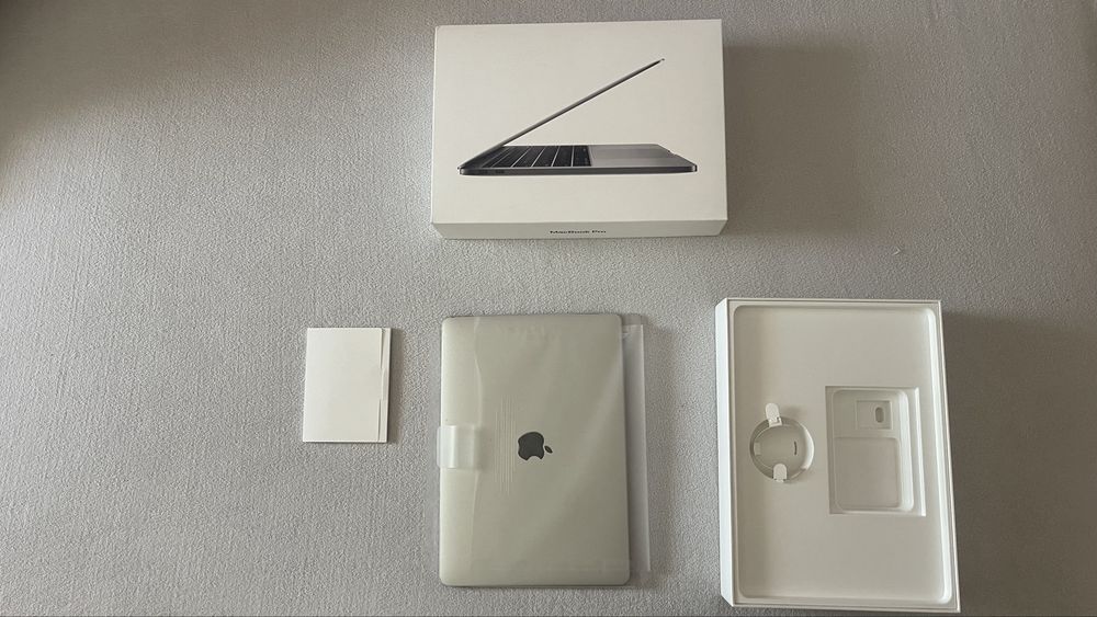 Macbook Pro 256GB