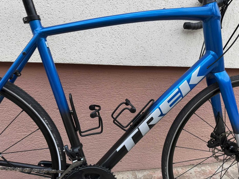 Rower szosowy jak gravel Trek Domane Al3 disc, Shimano Sora, tarcze