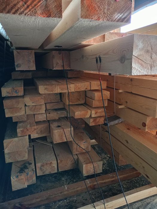 Drewno konstrukcyjne. Suche, heblowane