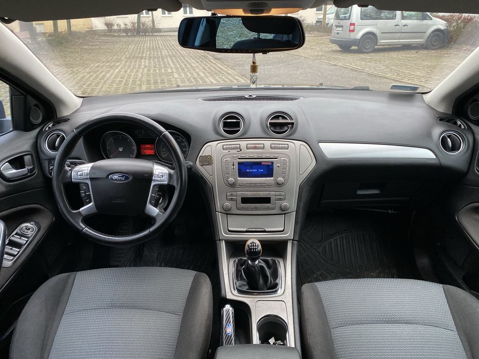 Ford Mondeo 2009 rok 1.8 diesel bdb stan