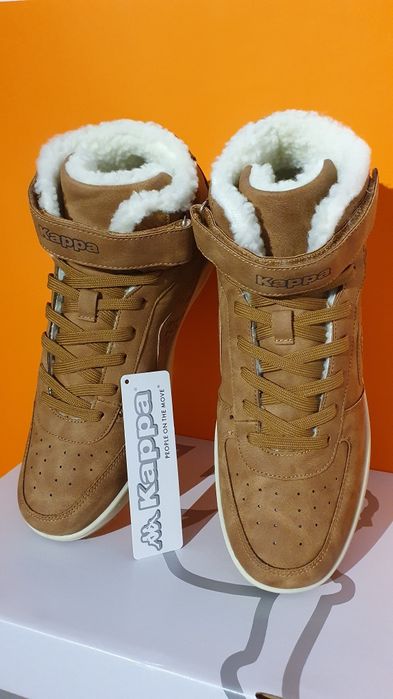 Śniegowce marki Kappa modne w rozmiarze 44  długość wkładki 28.3 cm