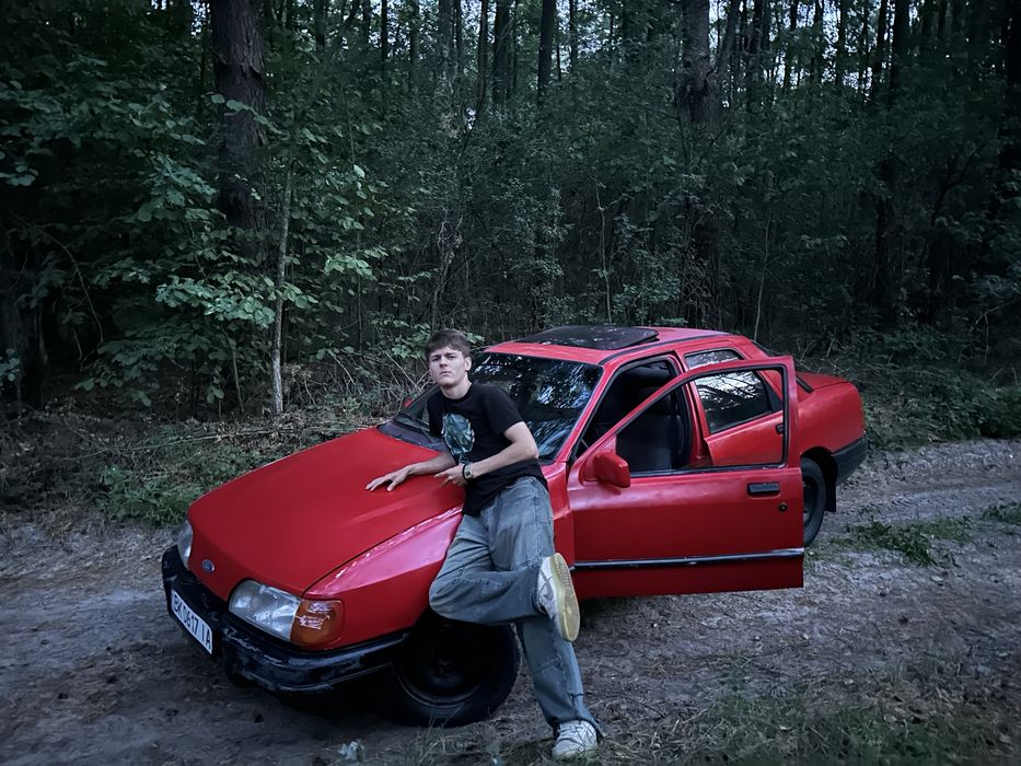 ford sierra 2.0 бензин