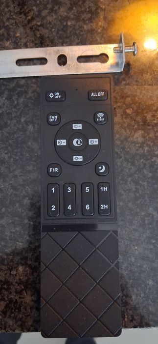 Ventoinha de teto com 6 velocidades