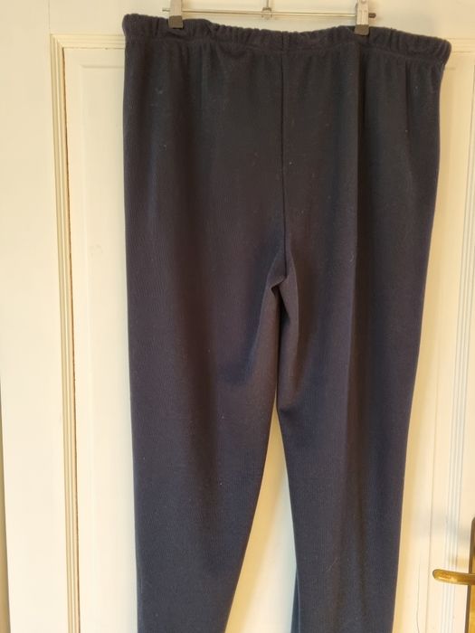 Spodnie damskie dresowe 46/48