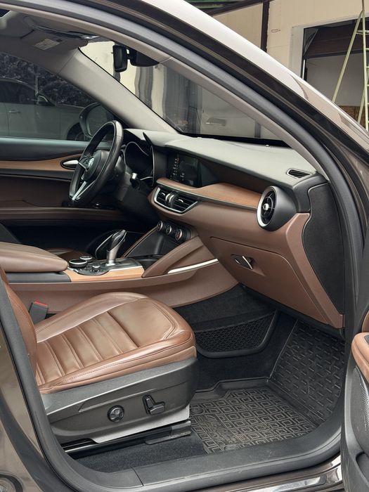 Alfa Romeo Stelvio 2019 VIN ZASPAKBN9K7C51892 фото оголошення 7 з 8